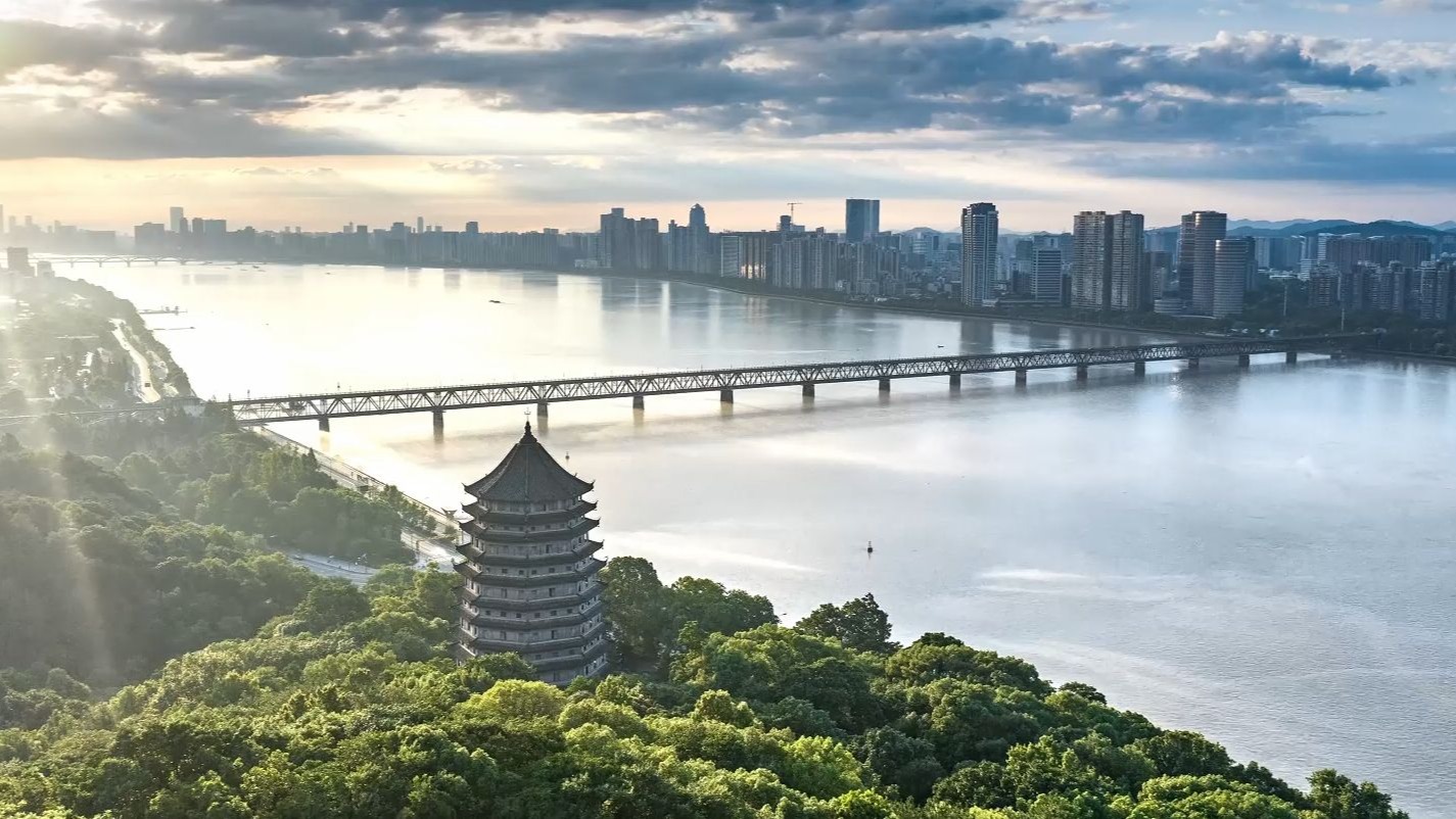 2025IVL夏季赛总决赛Opening Title2.jpg