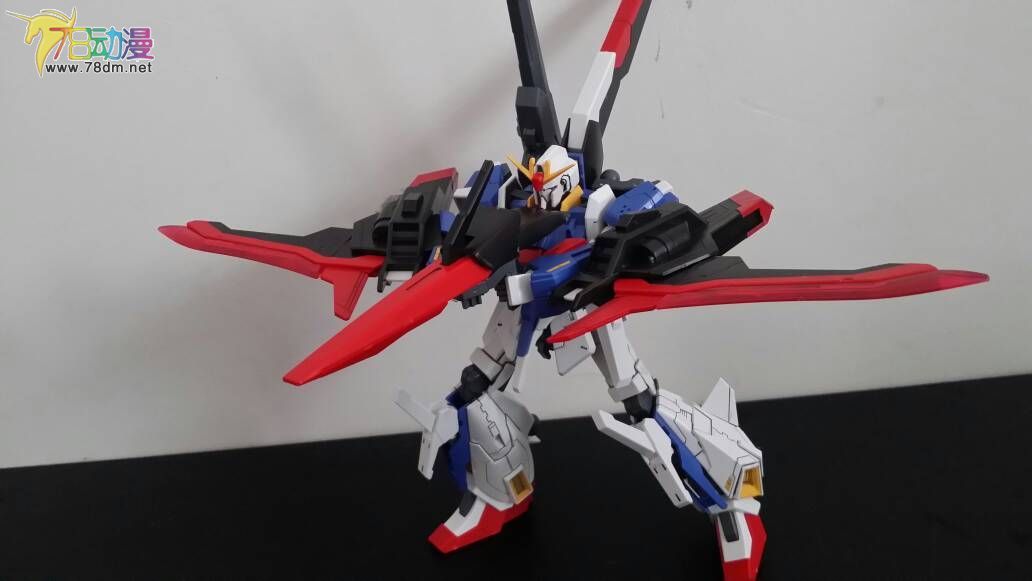 HGBF闪电Z高达完成评测9.jpg