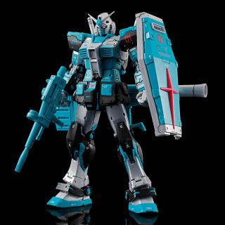 RG Gundam Ver2 Hatsune Miku official 2.jpg