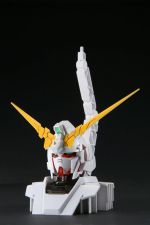 1 48 Unicorn Gundam Head Display Base official 4.jpg