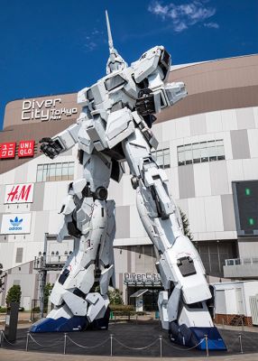 Unicorn Gundam Statue UNC.jpg