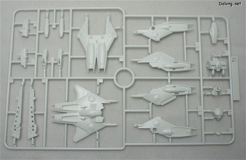 文件:VDashGundam板件2.jpg