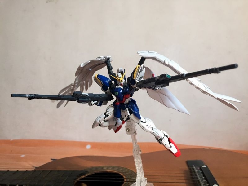 文件:刹那酱の评测RG飞翼高达零式EW13.jpg