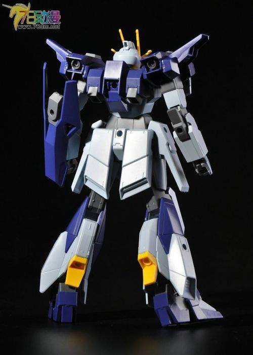 78评测HGBF 闪电高达8.jpg