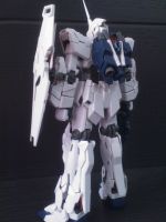 PG15独角兽高达素组图4.jpg