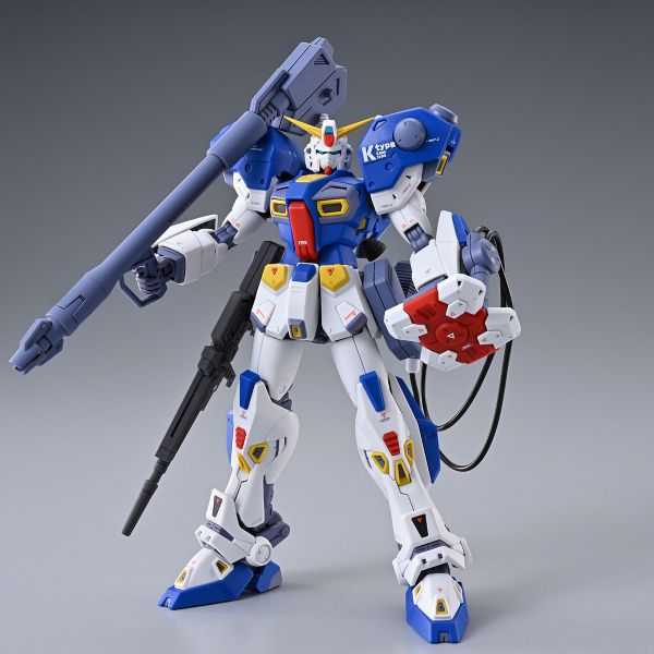 文件:F90AKF90高达AK装备型作例.jpg