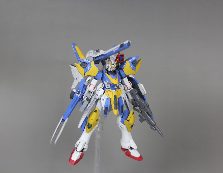 文件:V2Assault Buster高达素组1.jpg