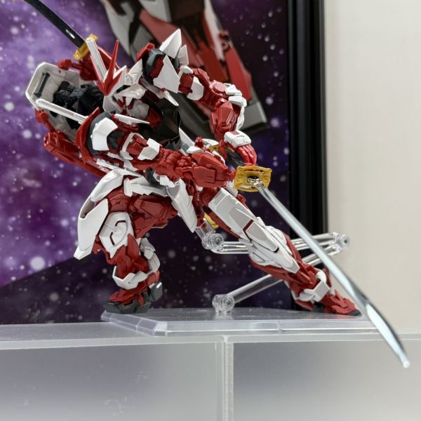 文件:MG Gundam Liberty Astray Red Frame Expo 3.jpg