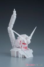 1 48 Unicorn Gundam Head Display Base Metallic Ver official 1.jpg