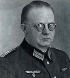克尼坎普 现实.jpg