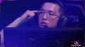康康指头嘲讽.png