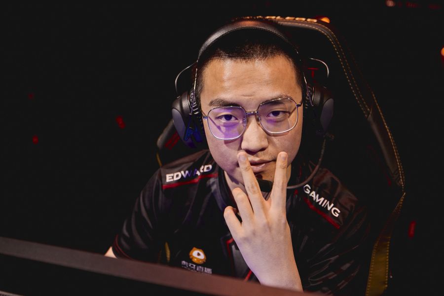 EDG ZmjjKK at VCT22 Champions Istanbul.jpg