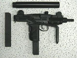 Uzi 2.jpg